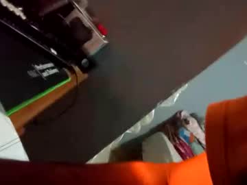 Arturo_Alvarado93 Chaturbate stream image from April 29, 2026