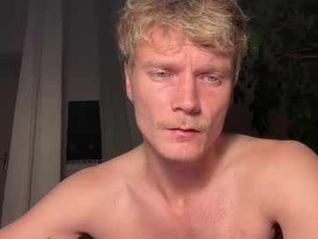 Fituniformguy Chaturbate stream image from April 29, 2026