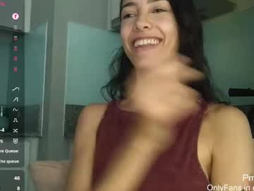 Innocentlatiina Chaturbate stream image from April 29, 2026