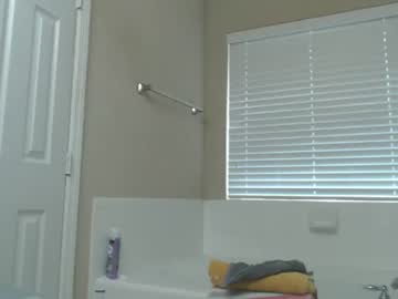 Kissthetipofmydick Chaturbate stream image from April 29, 2026