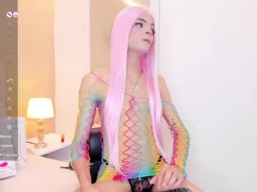 Realbadbxtch Chaturbate stream image from April 29, 2026