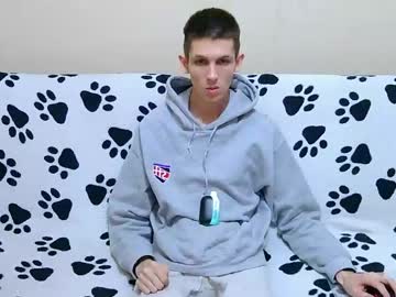 Lester_Broo Chaturbate stream image from April 29, 2026