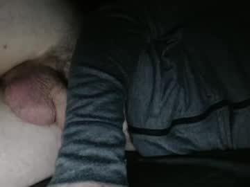 Helpmenut009 Chaturbate stream image from April 29, 2026