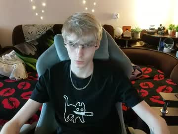 Danny_Fox888 Chaturbate stream image from April 30, 2026