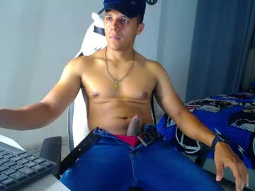 Davisito7 Chaturbate stream image from April 30, 2026
