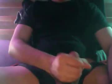 Huge_Guy_87 Chaturbate stream image from April 30, 2026