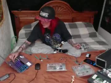 Brittanybingx Chaturbate stream image from April 30, 2026