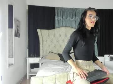 Dulce_Alexandra Chaturbate stream image from April 30, 2026