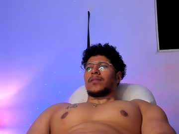 Adambrocs1 Chaturbate stream image from April 30, 2026