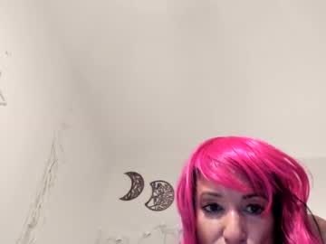 Roxxannafox Chaturbate stream image from April 30, 2026