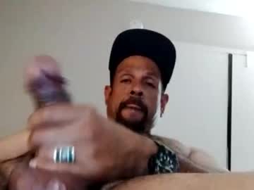 Calidickfoshow Chaturbate stream image from April 30, 2026