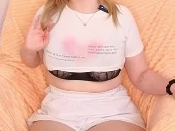 Adelebaile Chaturbate stream image from April 30, 2026