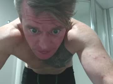 Dilfiguess1 Chaturbate stream image from April 30, 2026