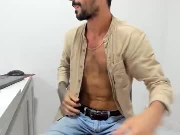 Cocojamboo13 Chaturbate stream image from April 30, 2026