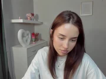 Adelesolo Chaturbate stream image from April 30, 2026