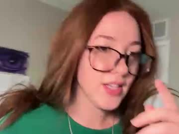 Nextdoorlaur Chaturbate stream image from April 30, 2026