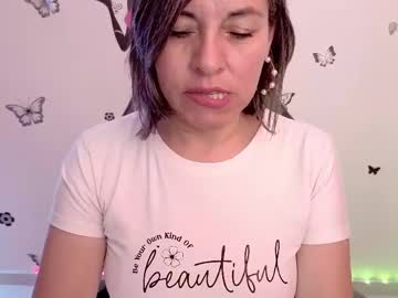 Rebbeca09 Chaturbate stream image from April 30, 2026