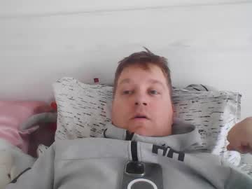 Simpleregularguy Chaturbate stream image from April 30, 2026