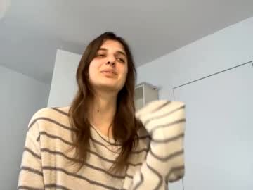 Beulahweikert Chaturbate stream image from April 30, 2026
