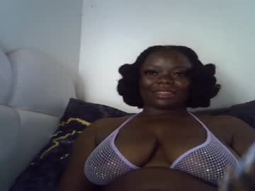 Creamypussyxx Chaturbate stream image from April 30, 2026