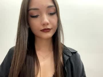 Clementinecampion Chaturbate stream image from April 30, 2026