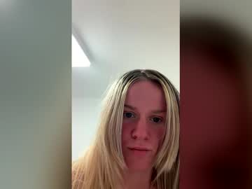 Misscorielee2 Chaturbate stream image from April 30, 2026