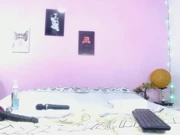Kattybrownes_64 Chaturbate stream image from April 30, 2026