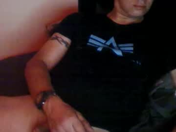 Kenzo031 Chaturbate stream image from April 30, 2026