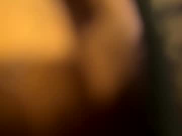 Halloschatz Chaturbate stream image from April 30, 2026