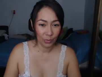 Helen_Lya Chaturbate stream image from April 30, 2026