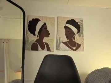 Helen_Miller07 Chaturbate stream image from April 30, 2026