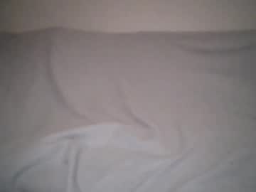 Shyrunnerfet Chaturbate stream image from April 30, 2026