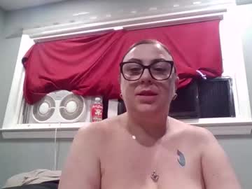 Juiceepawwg420 Chaturbate stream image from May 01, 2026