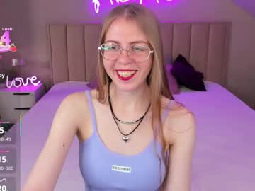 Joann_Shermann Chaturbate stream image from May 01, 2026