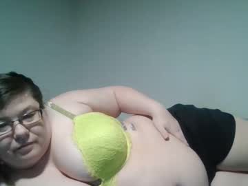 Naughtynatalie1988x Chaturbate stream image from May 01, 2026