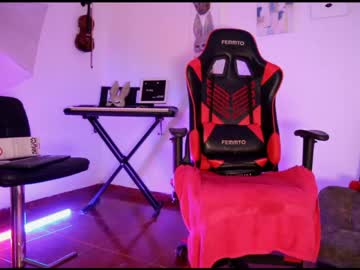 Carlitos_Gomez Chaturbate stream image from May 01, 2026