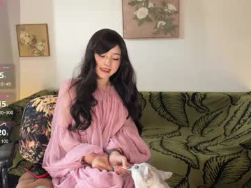 Liunana Chaturbate stream image from May 01, 2026