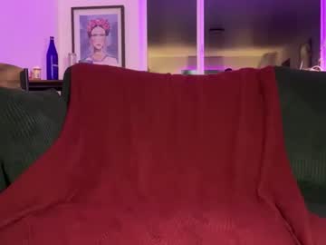 Luxcher22 Chaturbate stream image from May 01, 2026