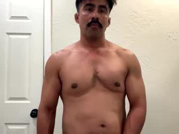 Uknowwho84 Chaturbate stream image from May 01, 2026
