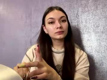 Herlindaviniard Chaturbate stream image from May 01, 2026
