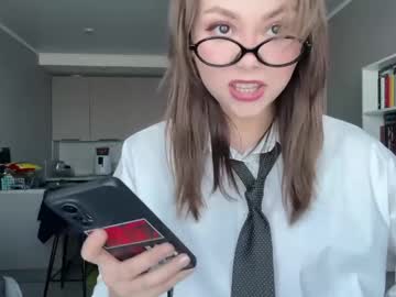 Nobukopohlmann Chaturbate stream image from May 01, 2026