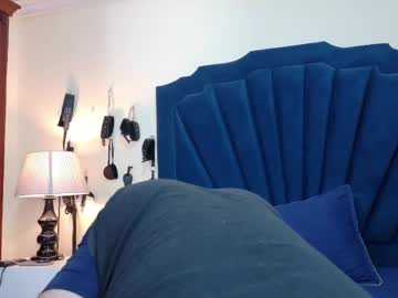 Roxyandaron2 Chaturbate stream image from May 01, 2026