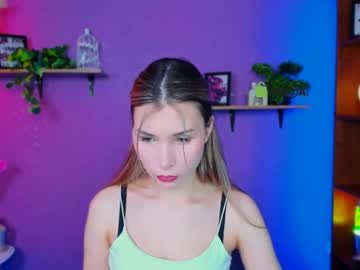Olivia_Astor Chaturbate stream image from May 01, 2026