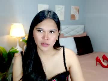 Ellaford Chaturbate stream image from May 01, 2026
