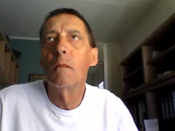 Grjb Chaturbate stream image from May 01, 2026