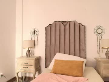 Luna25__ Chaturbate stream image from May 01, 2026