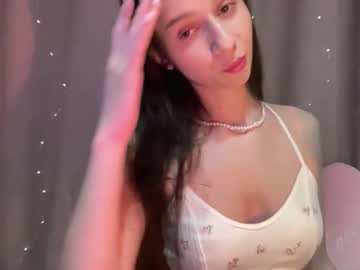 Beloved_Lucy Chaturbate stream image from May 01, 2026