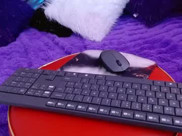 Lux_Lm Chaturbate stream image from May 01, 2026
