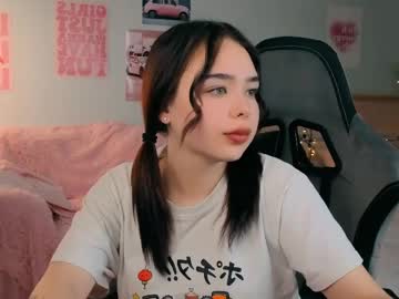 Sunsetberry Chaturbate stream image from May 01, 2026