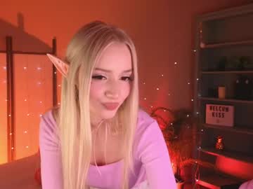 Aurasanrise Chaturbate stream image from May 01, 2026